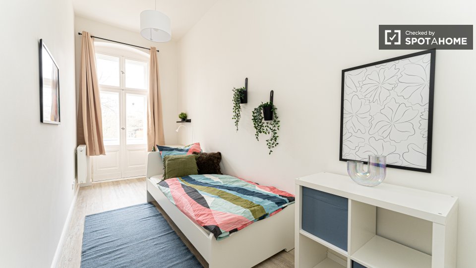 Double room Berlin, 6 beds, 101m² — photo 6