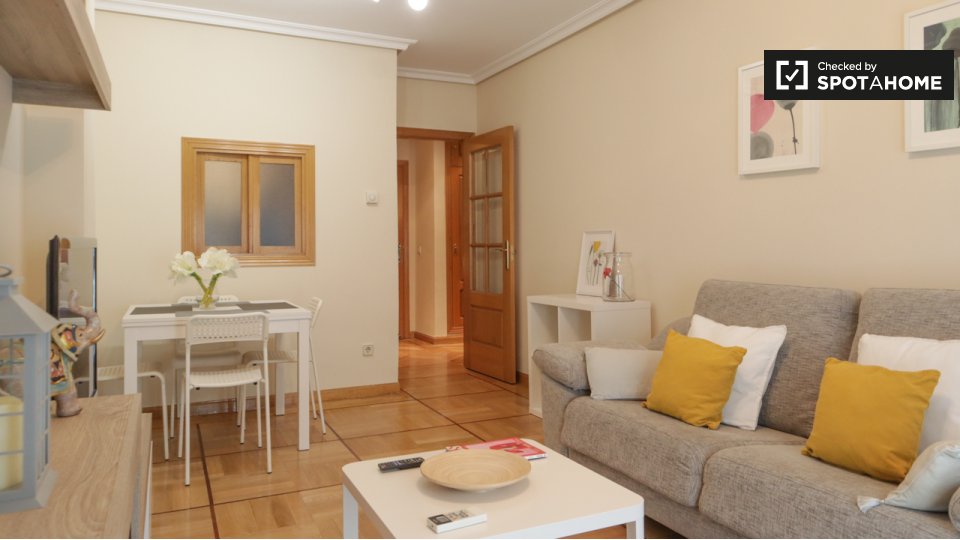 Apartment Madrid, 1 bed, 60m² — photo 2