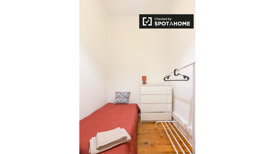 Double room Lisbon, 7 beds, 150m² — photo 5