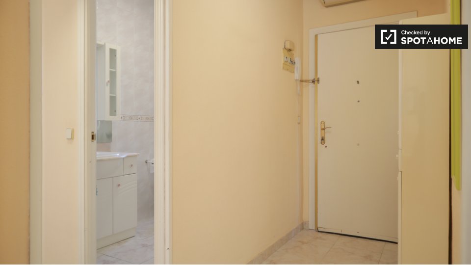 Apartment Madrid, 1 bed, 45m² — photo 11