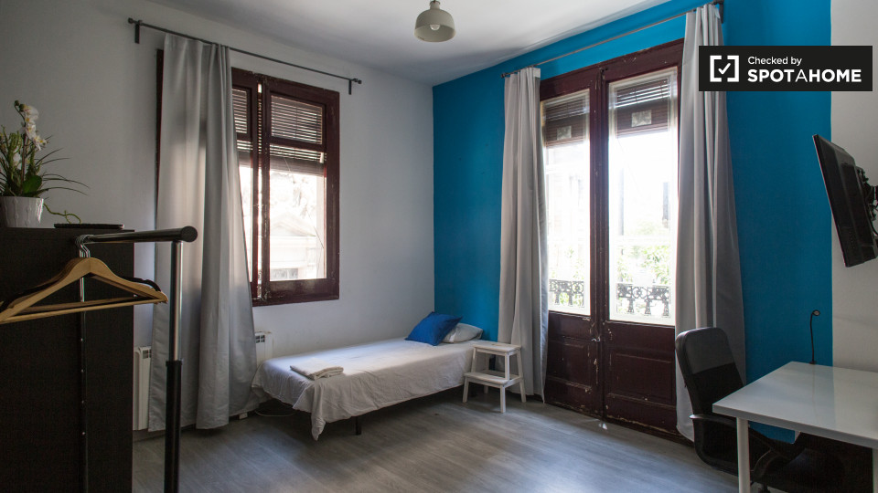 Double room Barcelona, 10 beds, 180m² — photo 20