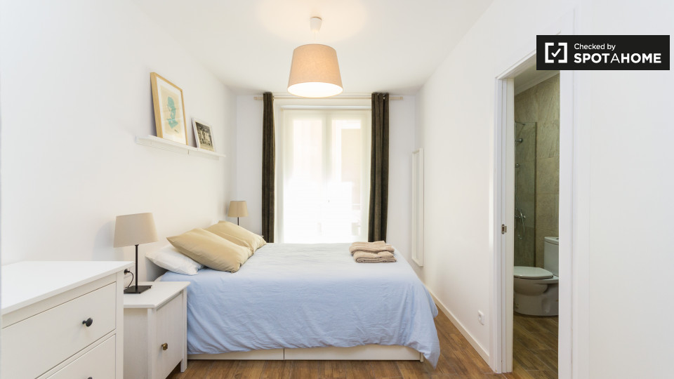 Apartment Madrid, 1 bed, 43m² — photo 1