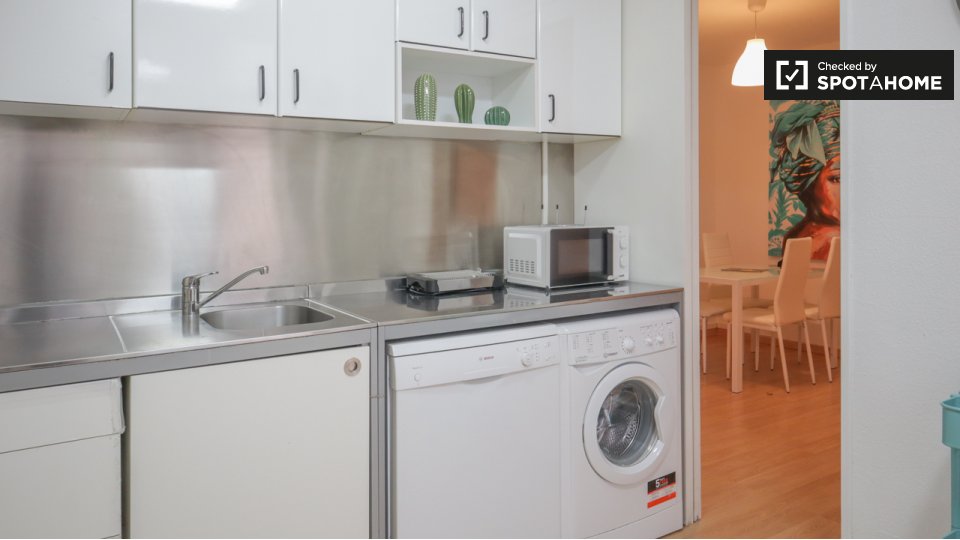 Double room Madrid, 4 beds, 120m² — photo 20