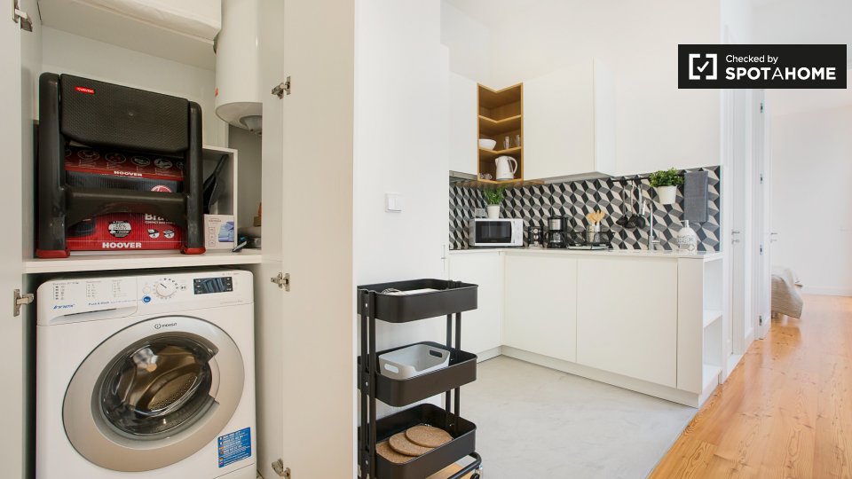 Apartment Porto, 1 bed, 70m² — photo 18