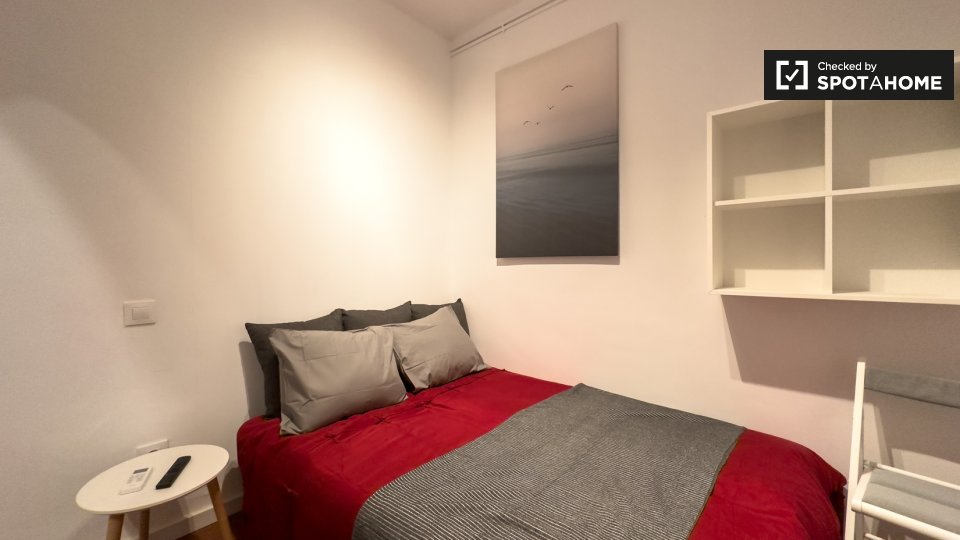 Double room Barcelona, 2 beds, 60m² — photo 5
