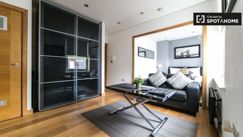 Apartment mono London — photo 6