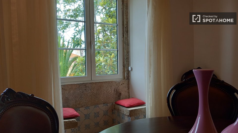 Apartment Lisbon, 1 bed, 90m² — photo 14