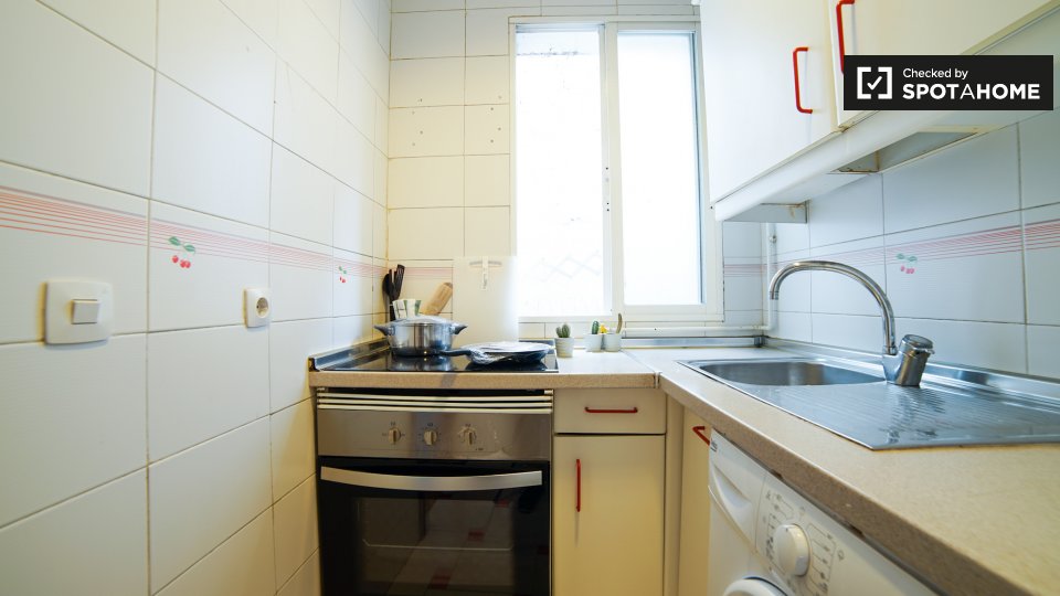 Apartment Madrid, 1 bed, 55m² — photo 3
