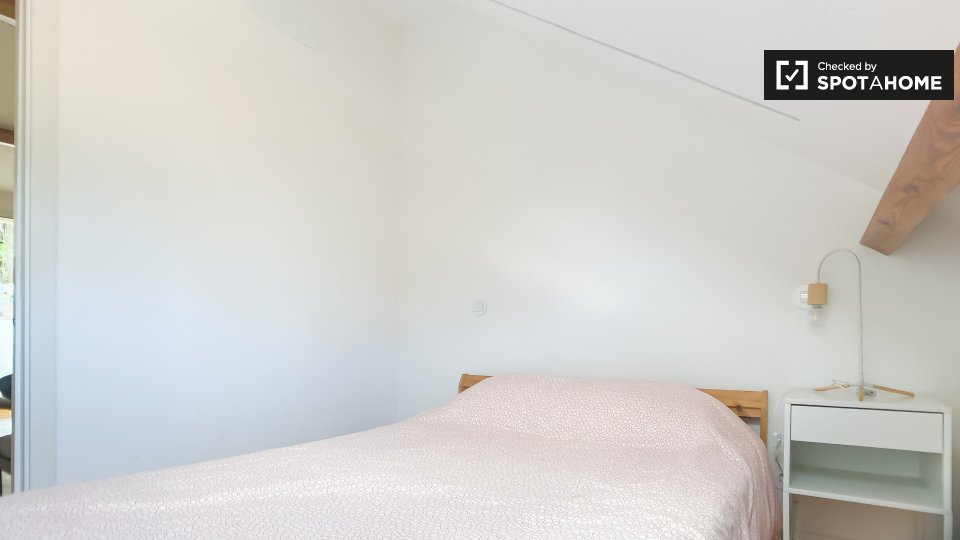 Apartment Lisbon, 2 beds, 70m² — photo 13