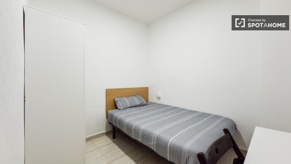 Double room Barcelona, 2 beds, 46m² — photo 18