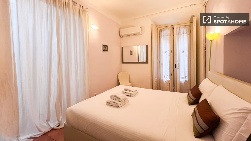 Apartment Milan, 1 bed — photo 2