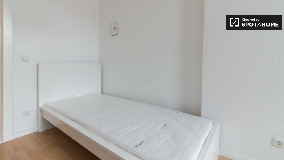 Double room Berlin, 5 beds — photo 3
