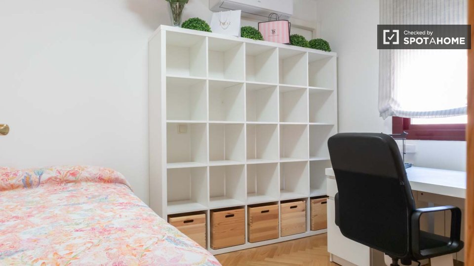 Double room Madrid, 4 beds — photo 18