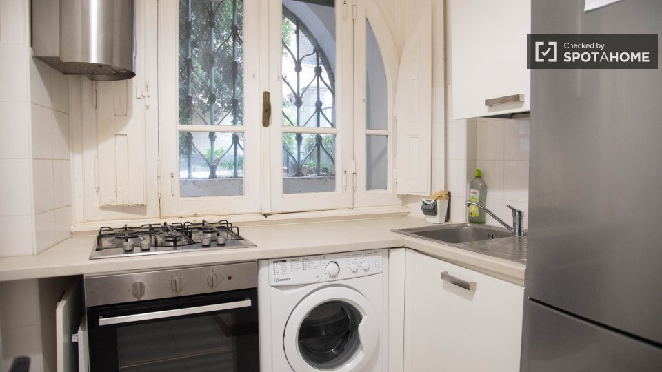 Double room Rome, 4 beds — photo 9