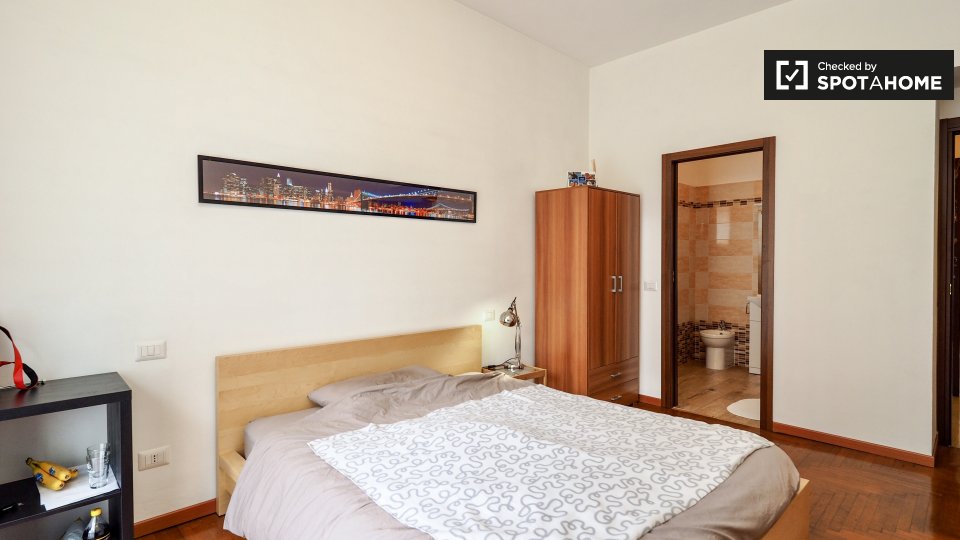Double room Milan, 4 beds, 110m² — photo 3