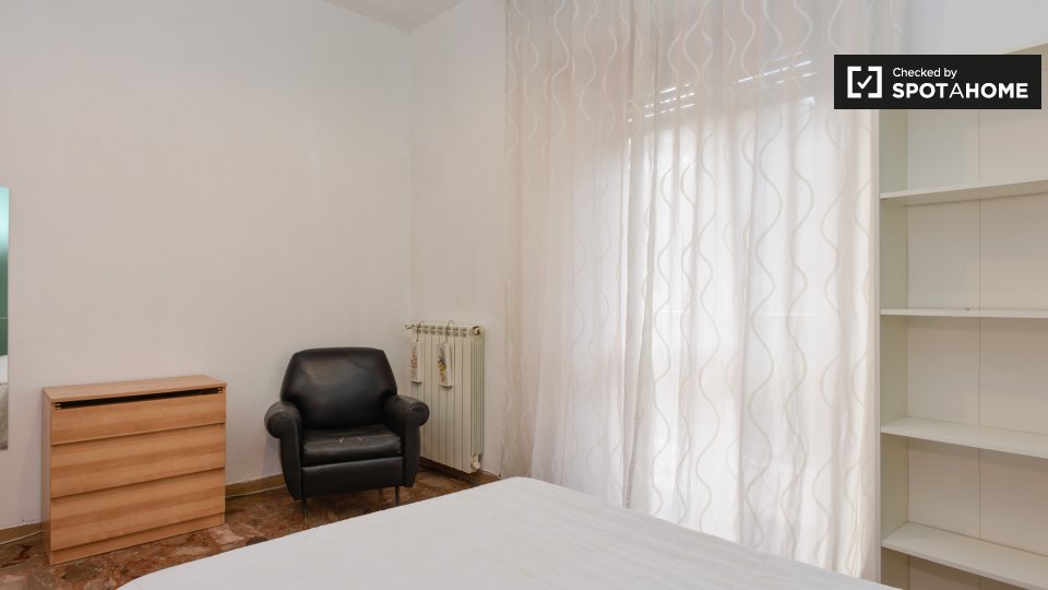 Double room Rome, 5 beds — photo 3