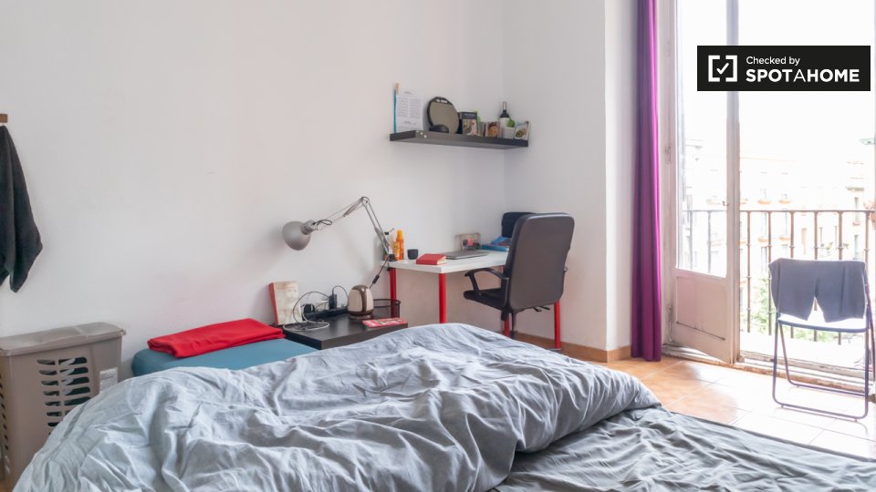 Double room Madrid, 4 beds — photo 2