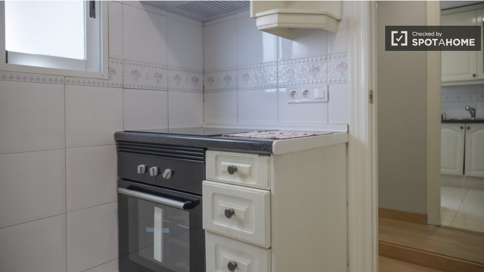 Apartment Madrid, 2 beds — photo 13