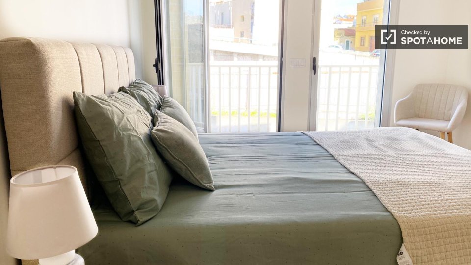 Apartment Lisbon, 1 bed — photo 14