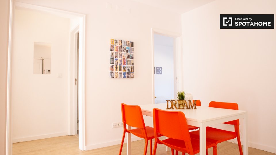 Apartment Lisbon, 5 beds, 100m² — photo 1