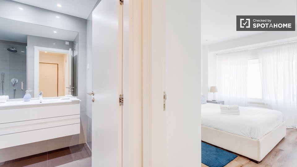 Apartment Lisbon, 1 bed — photo 48