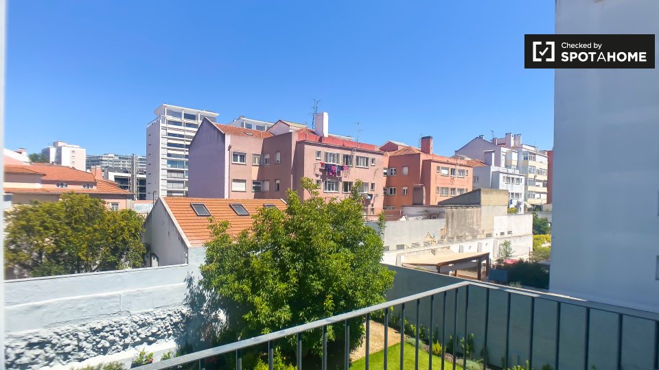Apartment Lisbon, 1 bed — photo 10