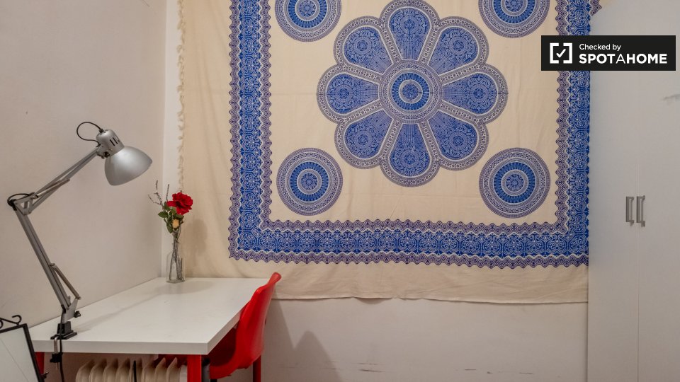 Double room Madrid, 8 beds — photo 3