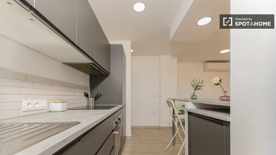 Apartment Valencia, 2 beds, 75m² — photo 13