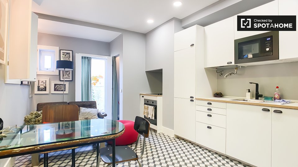 Apartment mono Lisbon, 45m² — photo 4