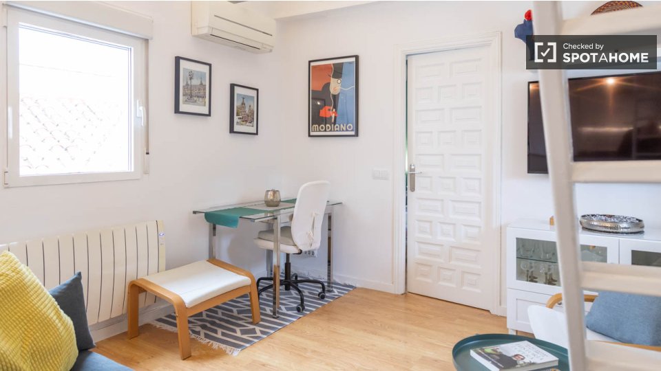 Apartment Madrid, 1 bed, 43m² — photo 35