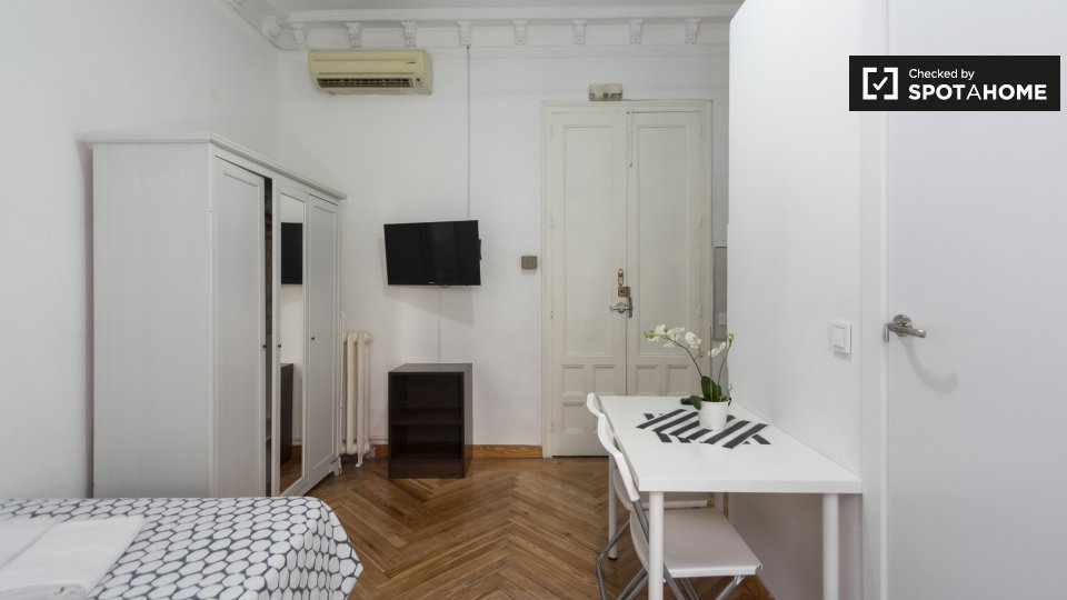 Apartment mono Madrid — photo 9