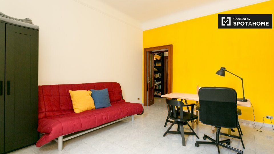 Double room Milan, 2 beds, 70m² — photo 2