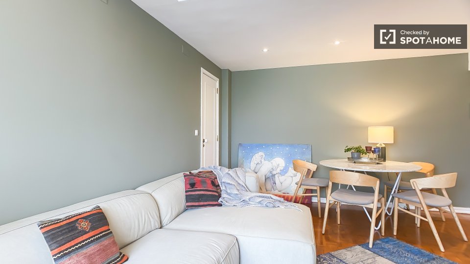 Apartment Lisbon, 1 bed, 60m² — photo 3