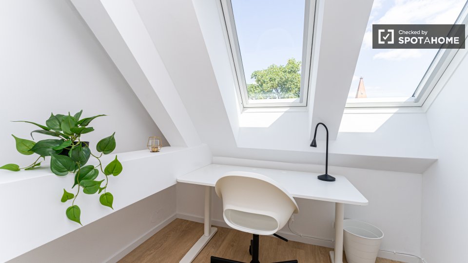 Double room Berlin, 3 beds, 48m² — photo 17