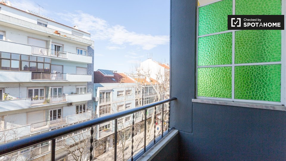Double room Lisbon, 2 beds, 60m² — photo 2
