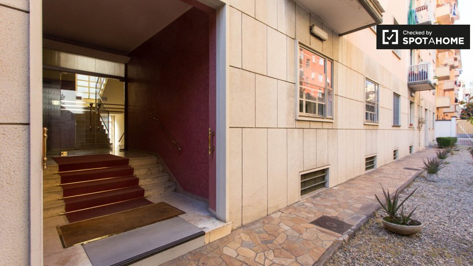 Apartment Milan, 1 bed, 64m² — photo 15