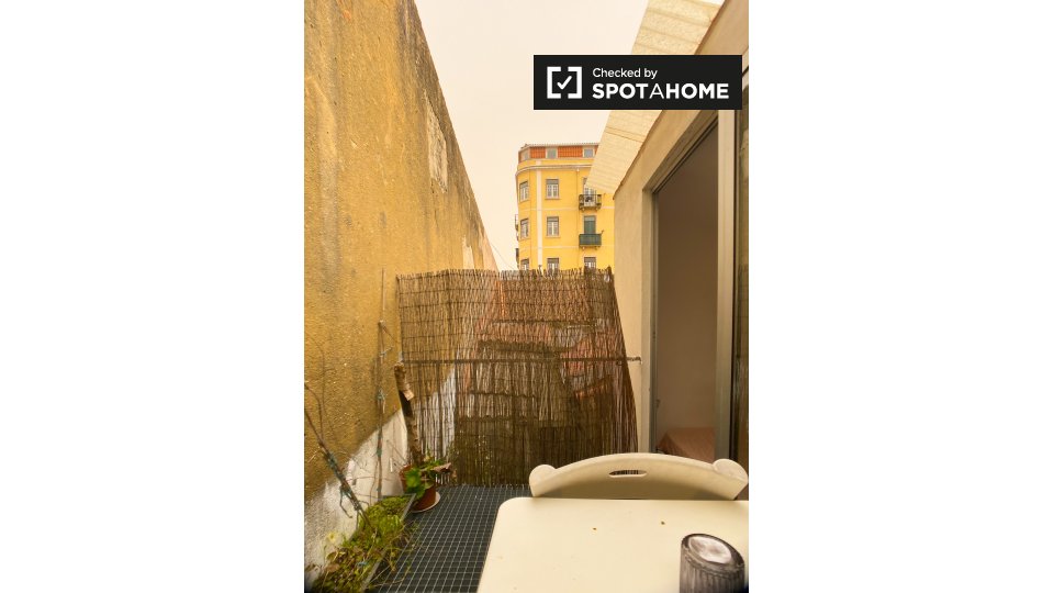 Apartment mono Lisbon — photo 9