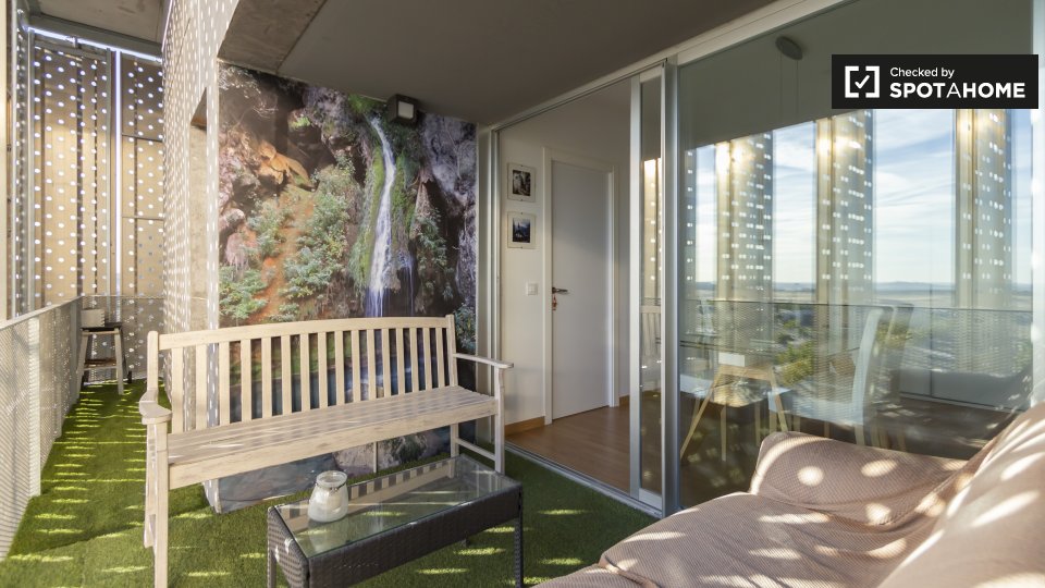 Double room Madrid, 3 beds, 120m² — photo 18
