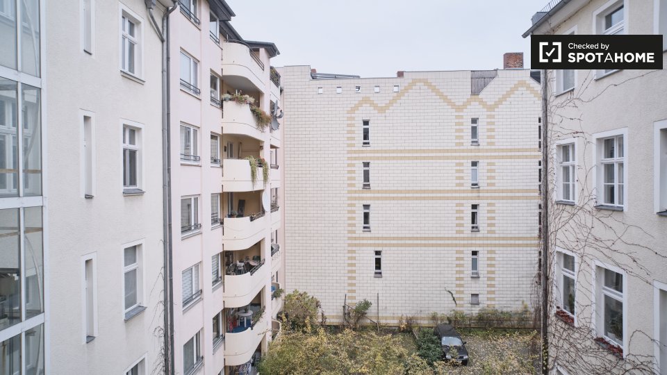 Apartment Berlin, 1 bed, 37m² — photo 4