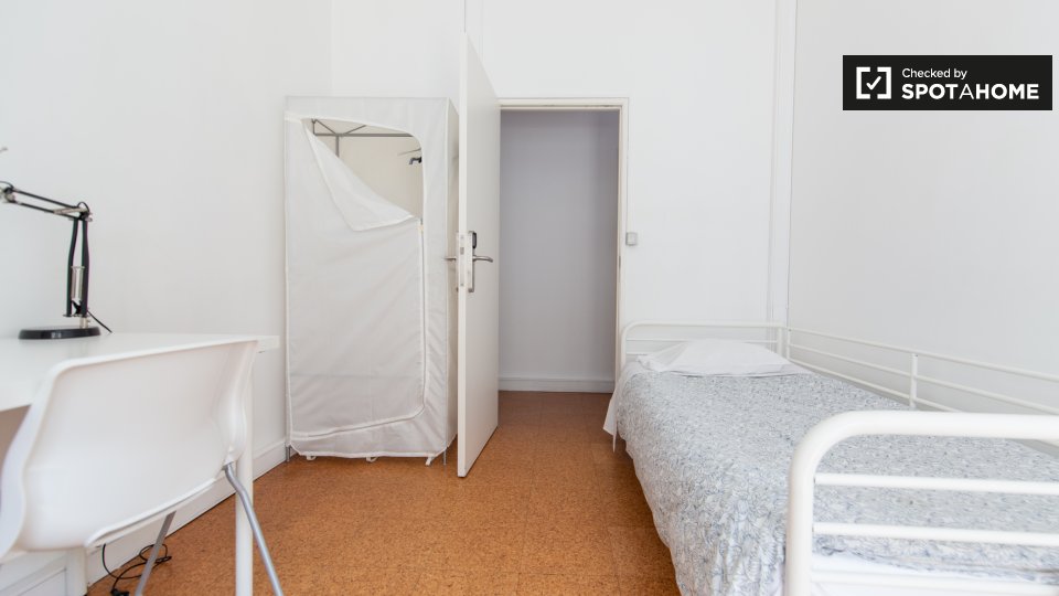Apartment Lisbon, 1 bed — photo 7