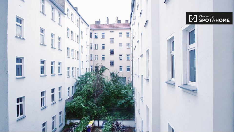Apartment Berlin, 2 beds, 93m² — photo 16