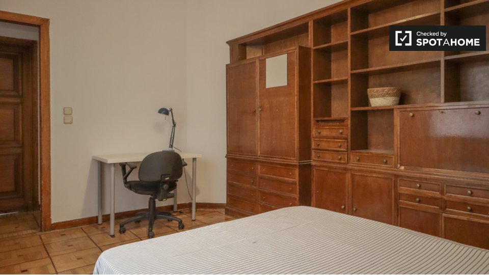 Double room Madrid, 6 beds, 200m² — photo 17