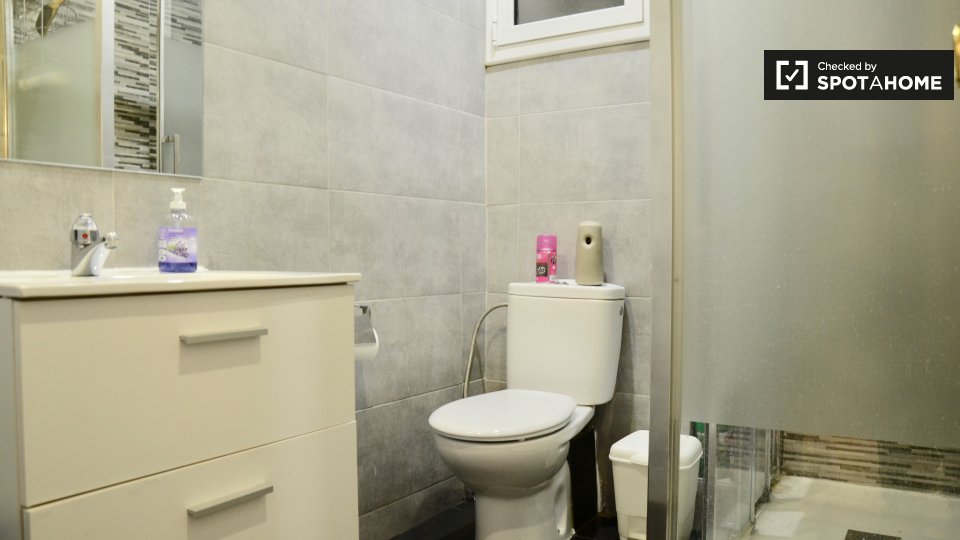 Double room Barcelona, 4 beds, 100m² — photo 4