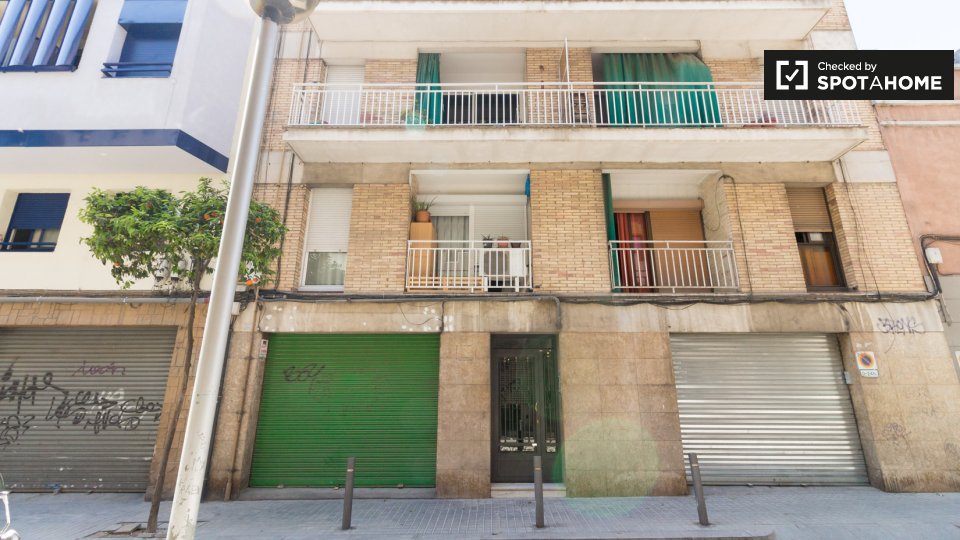 Apartment Barcelona, 2 beds, 50m² — photo 3