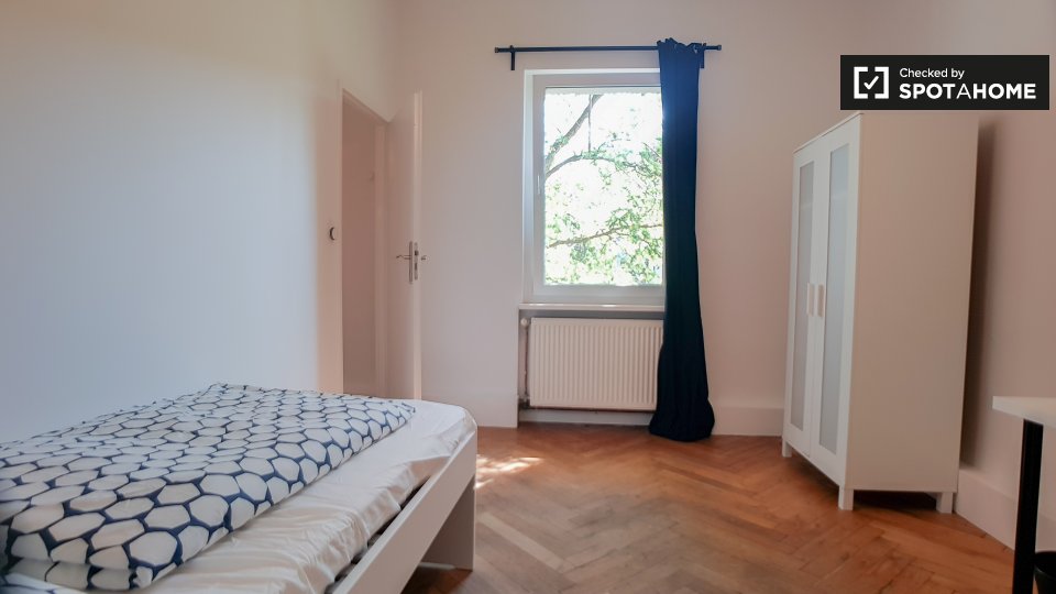 Double room Berlin, 7 beds, 150m² — photo 13