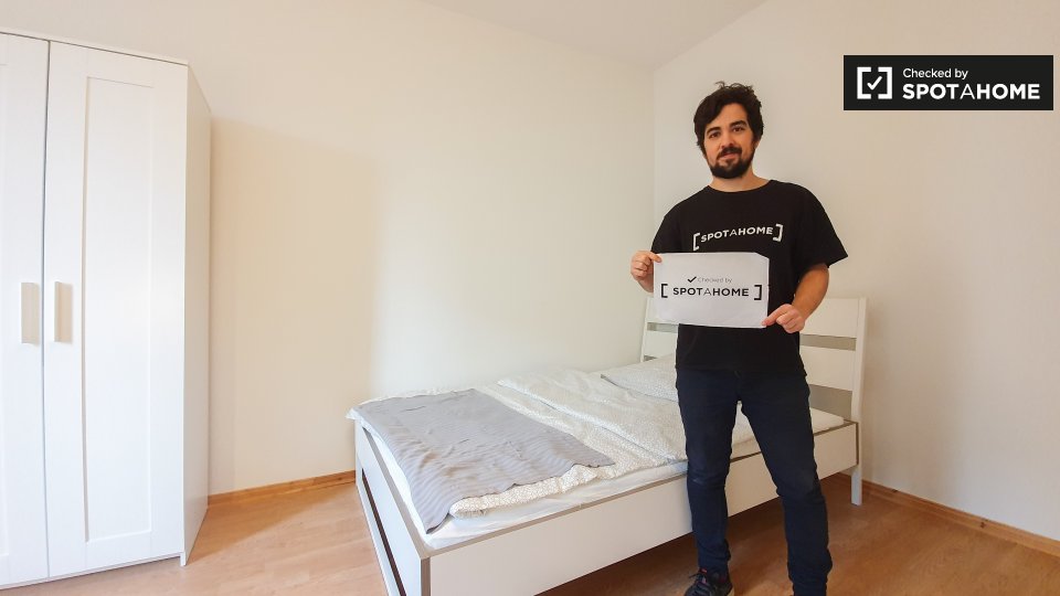 Double room Berlin, 2 beds, 40m² — photo 1