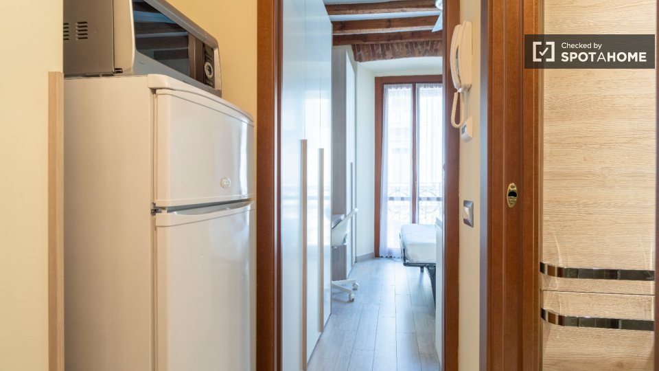 Apartment Milan, 1 bed, 25m² — photo 16