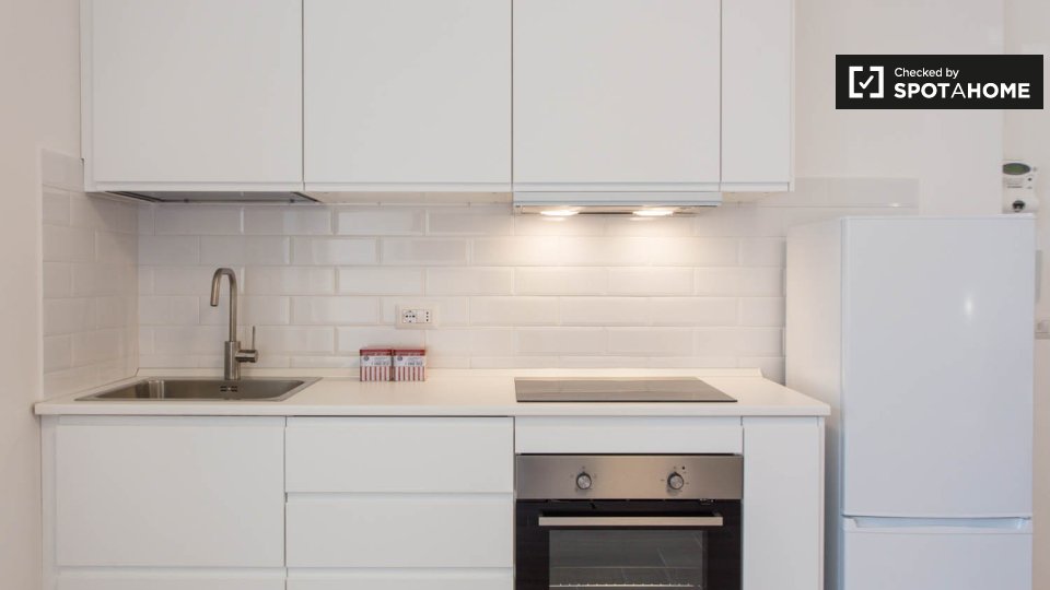 Apartment mono Milan, 35m² — photo 1