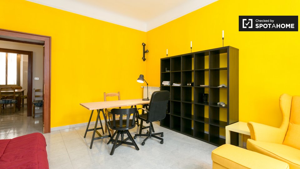 Double room Milan, 2 beds, 70m² — photo 3
