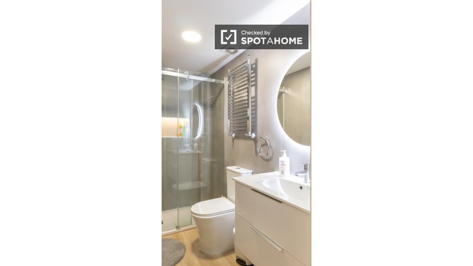 Apartment Madrid, 1 bed, 65m² — photo 16
